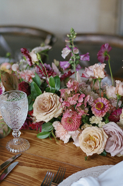 locally farmed florals for reception tablescapes 